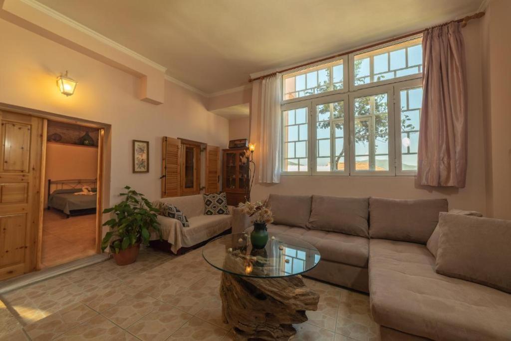 Menecrates Rustic - San Matteo Apartment Agios Matthaios  Luaran gambar