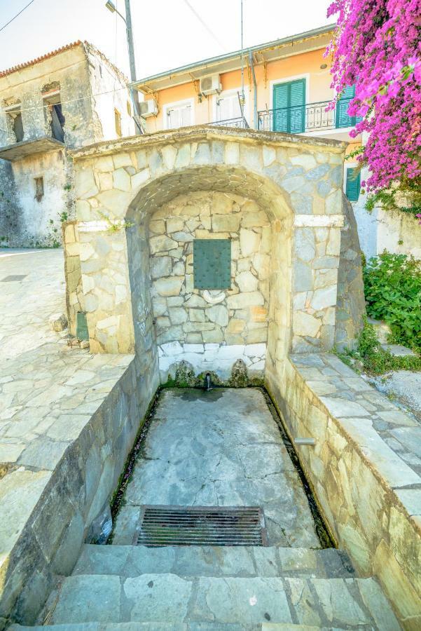 Menecrates Rustic - San Matteo Apartment Agios Matthaios  Luaran gambar