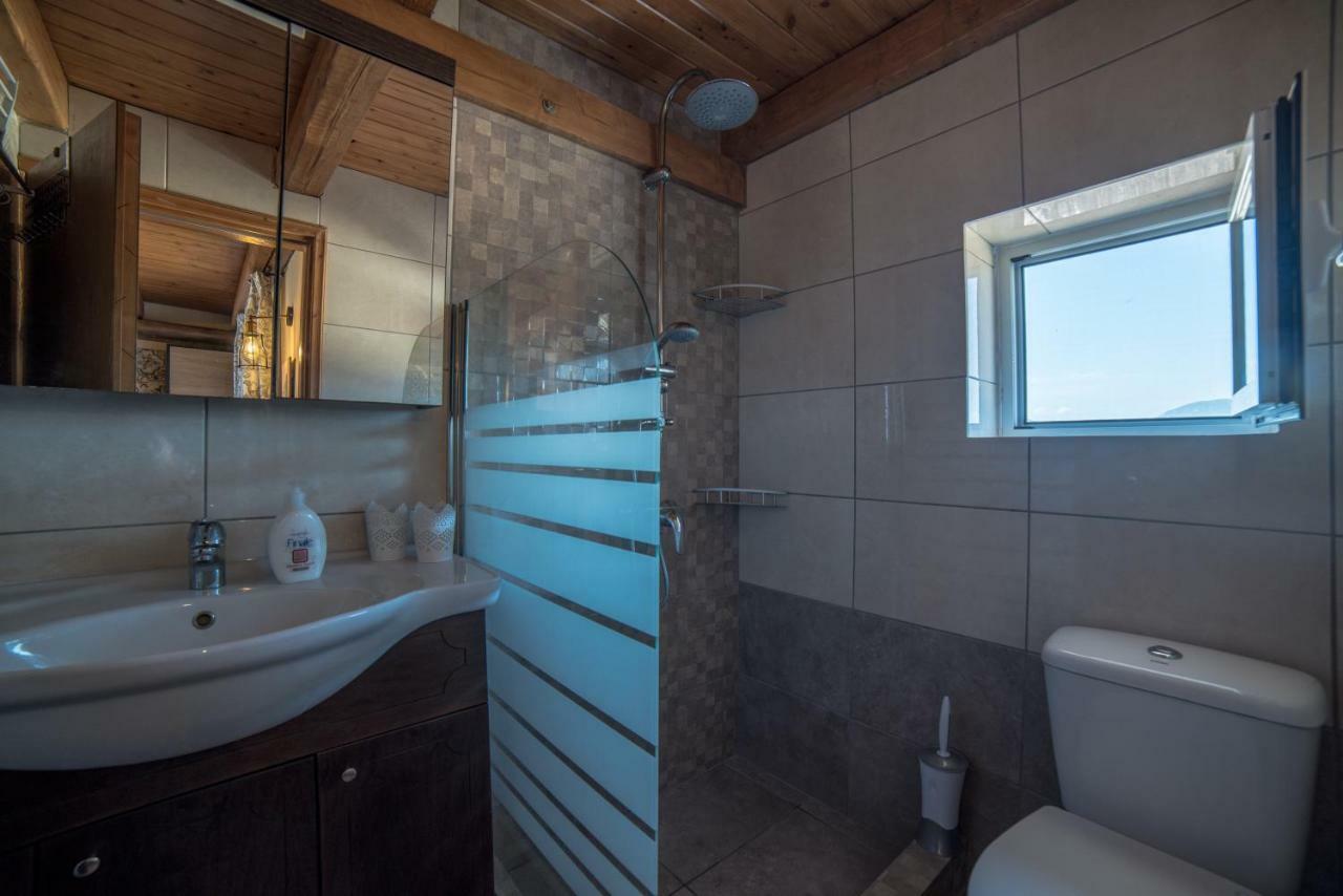 Menecrates Rustic - San Matteo Apartment Agios Matthaios  Luaran gambar